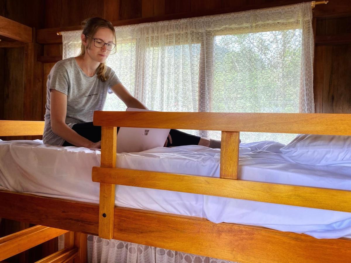 Inti Mindo Hostel Екстериор снимка